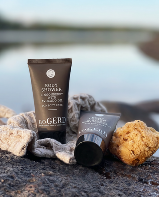 Travel Kit Lingonberry